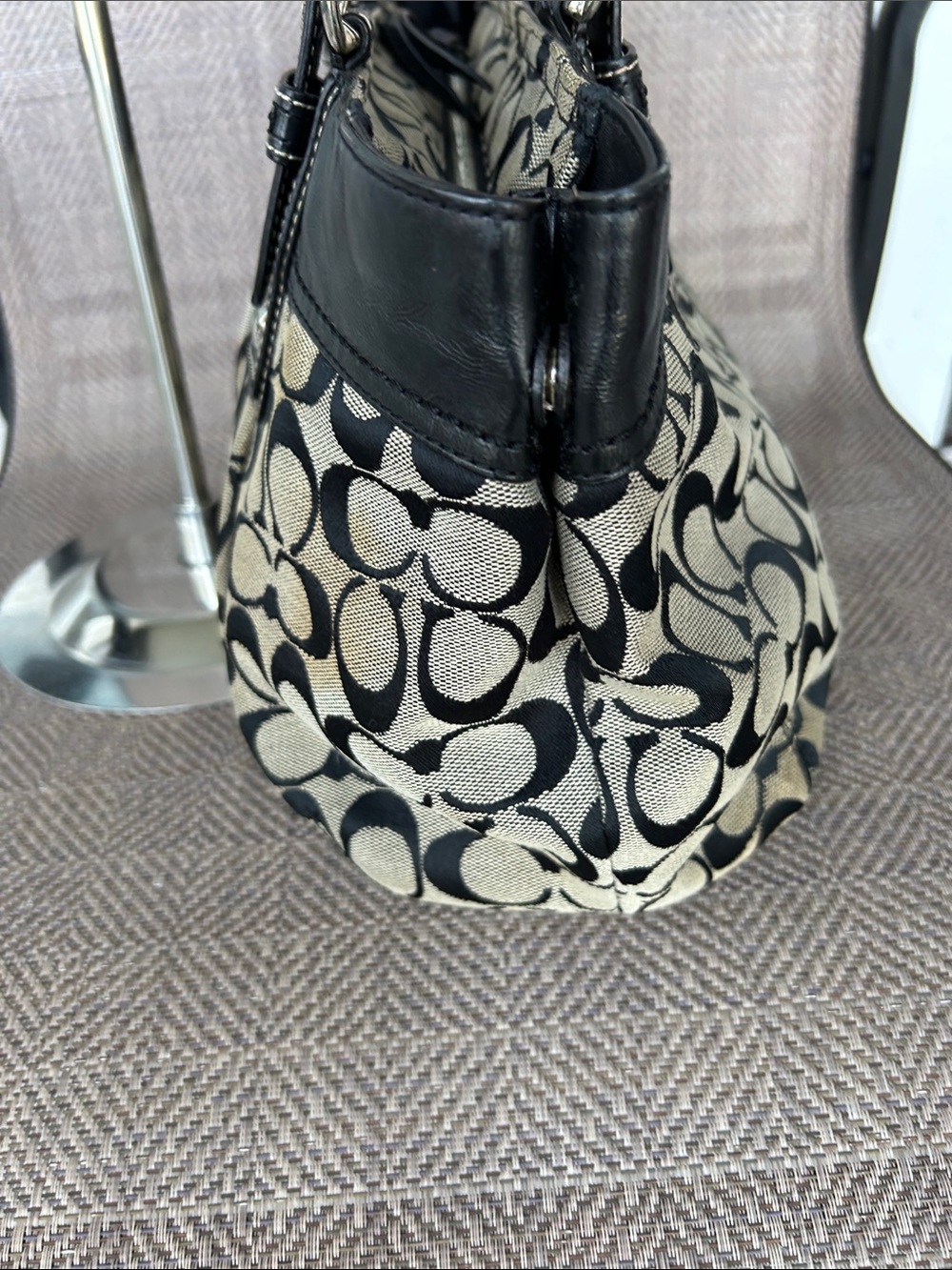 Coach F13742 Soho Black Pleated Leather Trim Signature Canvas Shoulder Bag. - Picture 9 of 16